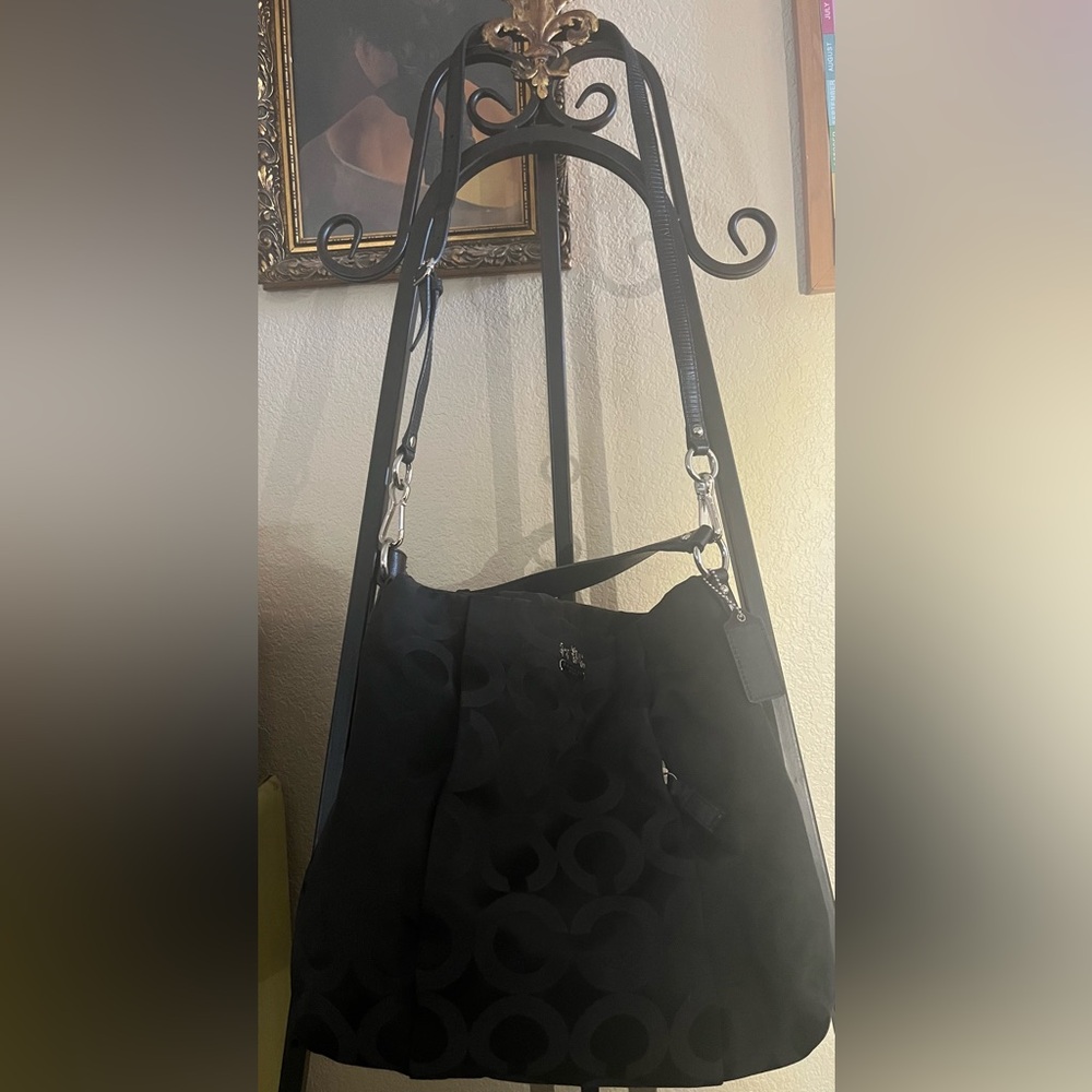Coach shoulder bag